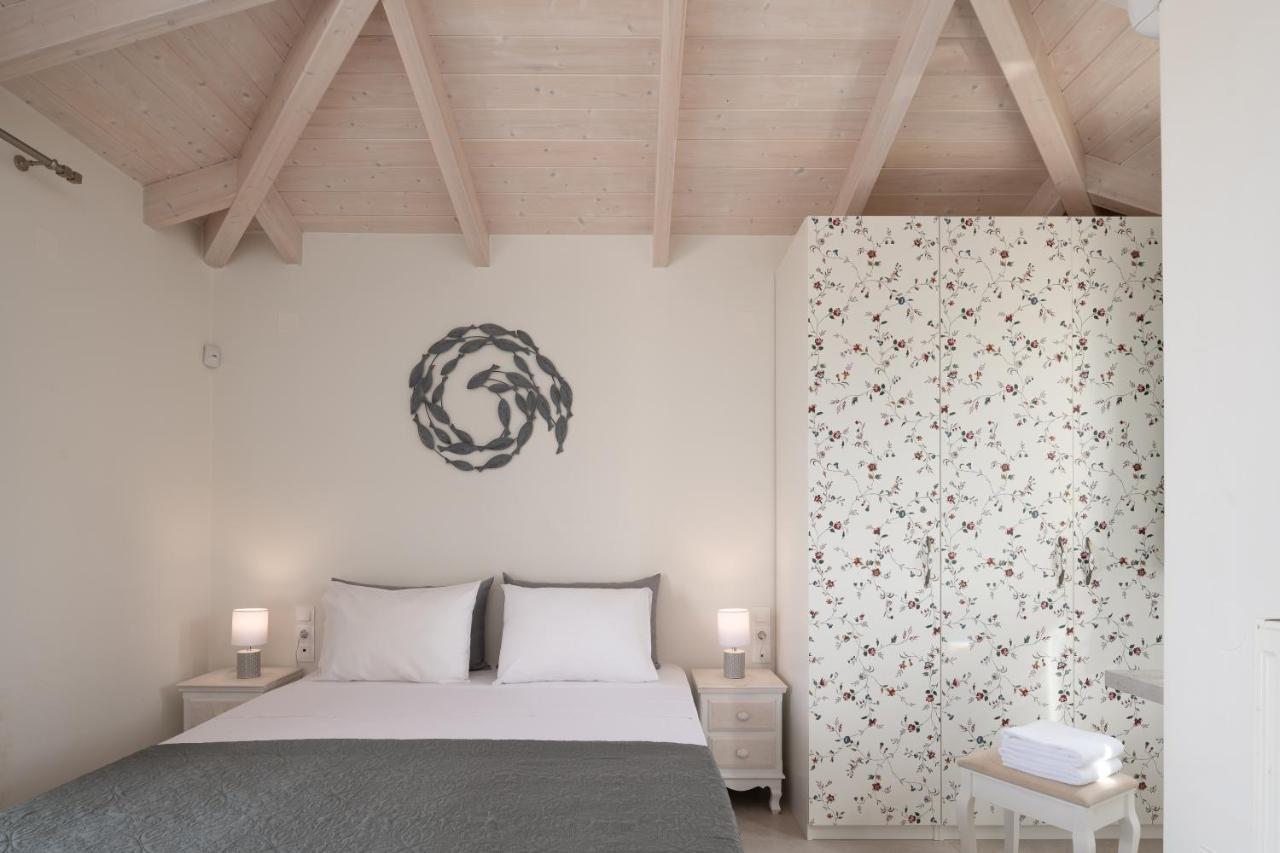 Alba Bianca Villa, Family Retreat With Heated Pool By Thinkvilla Херсонісос Екстер'єр фото