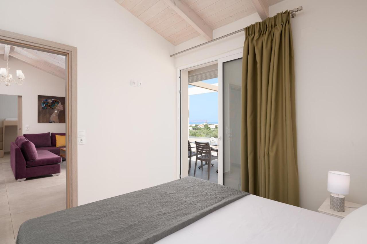 Alba Bianca Villa, Family Retreat With Heated Pool By Thinkvilla Херсонісос Екстер'єр фото