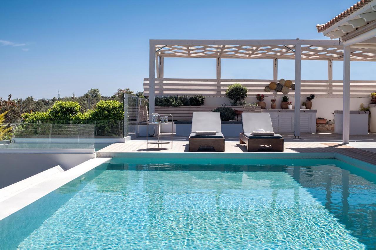 Alba Bianca Villa, Family Retreat With Heated Pool By Thinkvilla Херсонісос Екстер'єр фото
